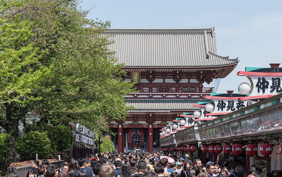 Hozomon Gate at Senso-ji from Nakamise