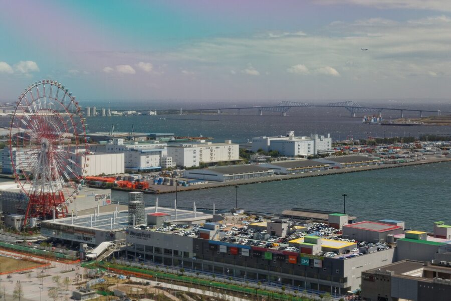 Daikanransha Ferris Wheel at Palette Town