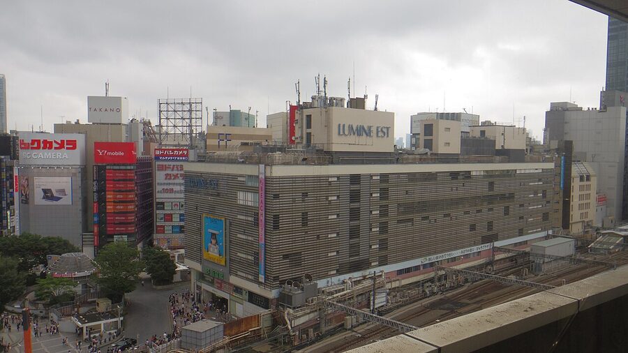 Lumine EST Shinjuku Station
