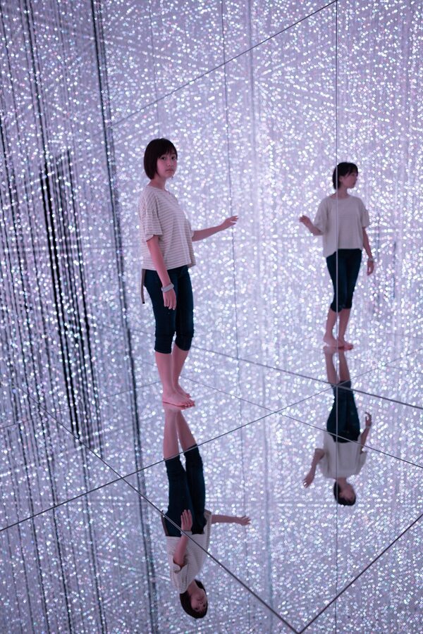 teamLab Planets Tokyo infinity mirror